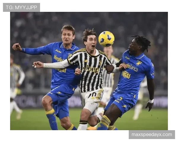 尤文图斯开启重建新篇章,新帅上任阵容焕然一新表现抢眼 尤文图斯开启重建新篇章,新帅上任阵容焕然一新表现抢眼